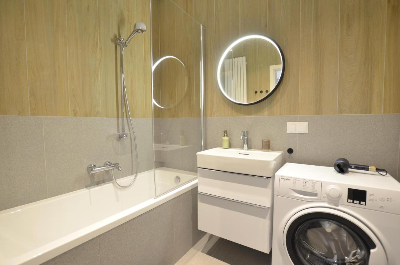 Green Estate Old Town Apartment, Private Parking, Balcony Gdansk Luaran gambar